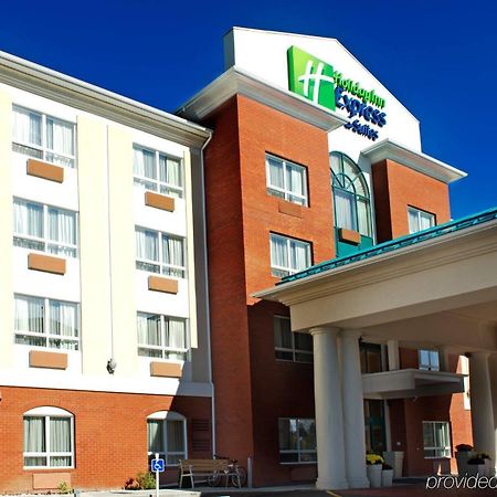 Holiday Inn Express Hotel & Suites Edson By Ihg Eksteriør bilde