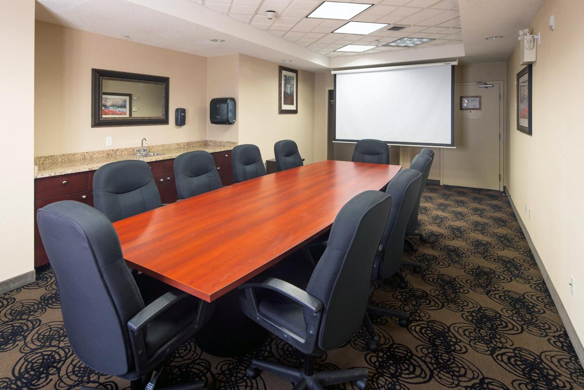 Holiday Inn Express Hotel & Suites Edson By Ihg Eksteriør bilde
