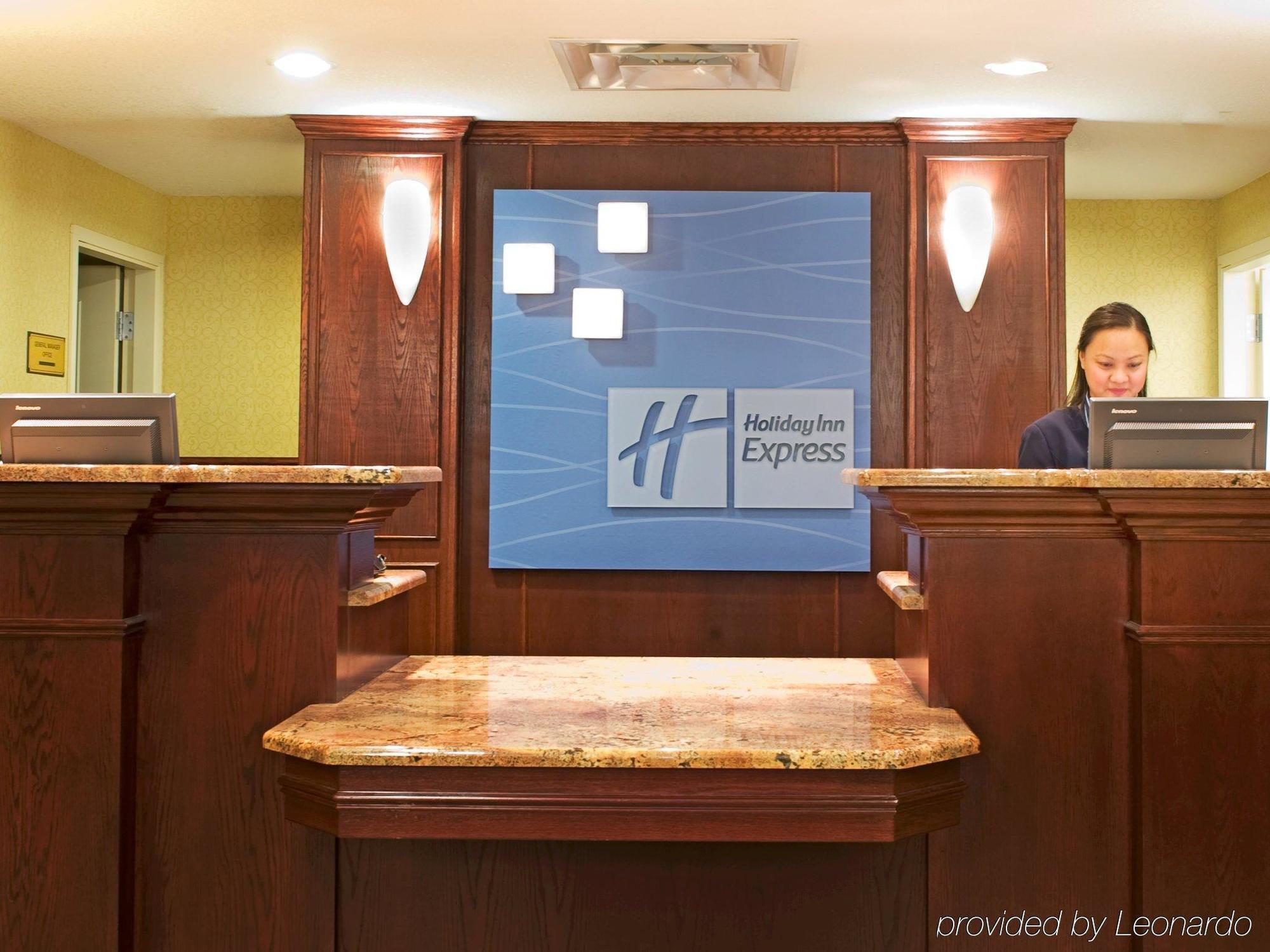 Holiday Inn Express Hotel & Suites Edson By Ihg Interiør bilde