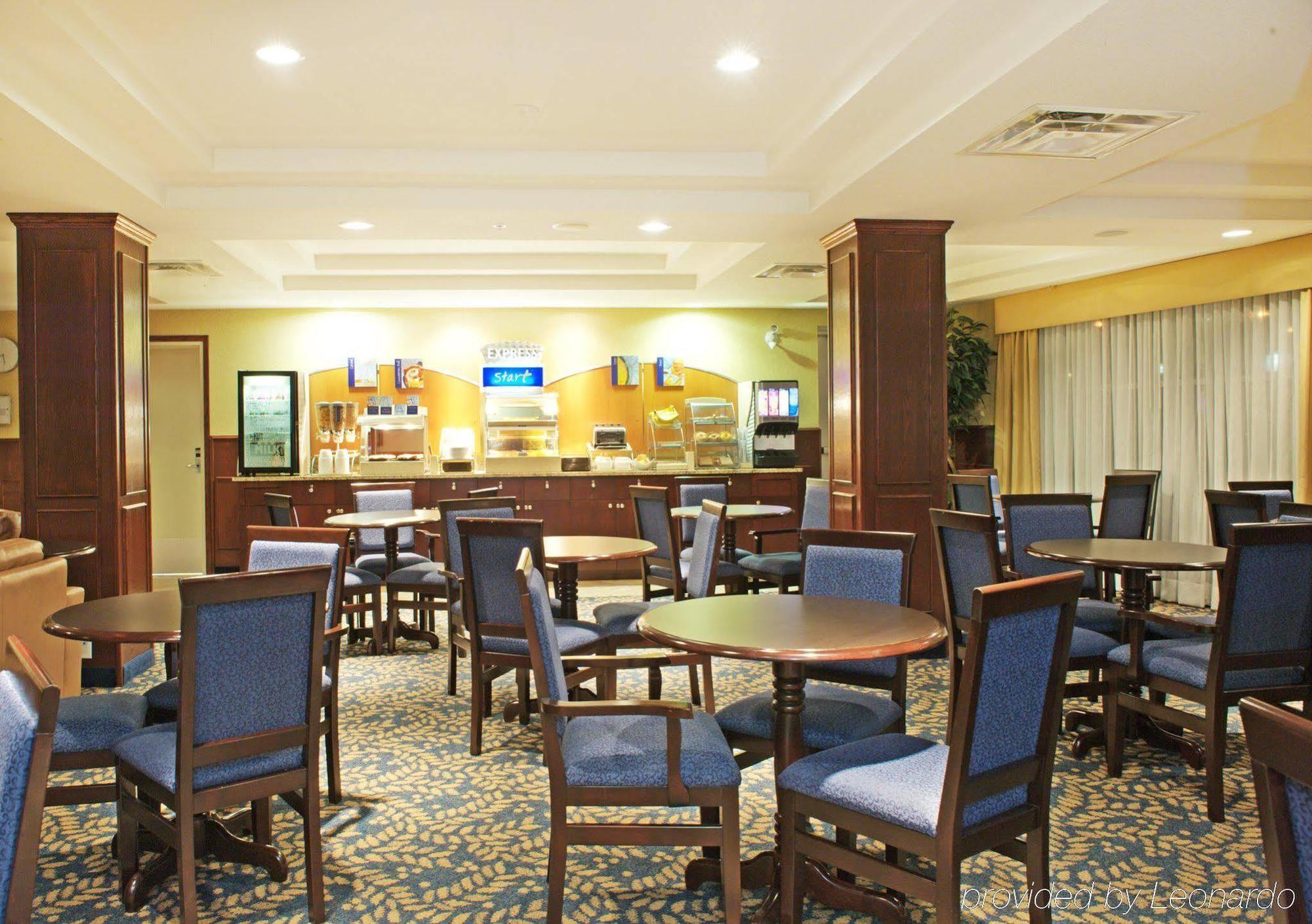 Holiday Inn Express Hotel & Suites Edson, An Ihg Hotel Eksteriør bilde