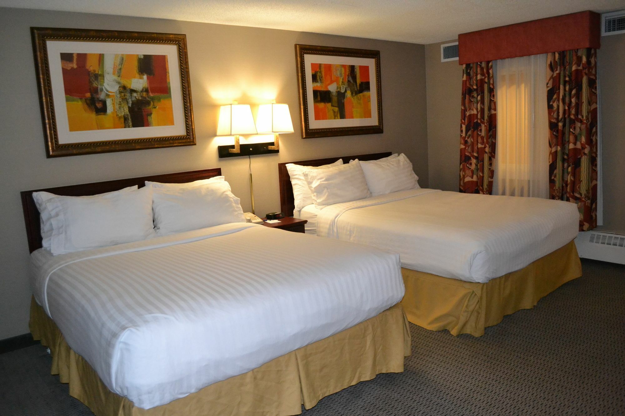 Holiday Inn Express Hotel & Suites Edson By Ihg Eksteriør bilde