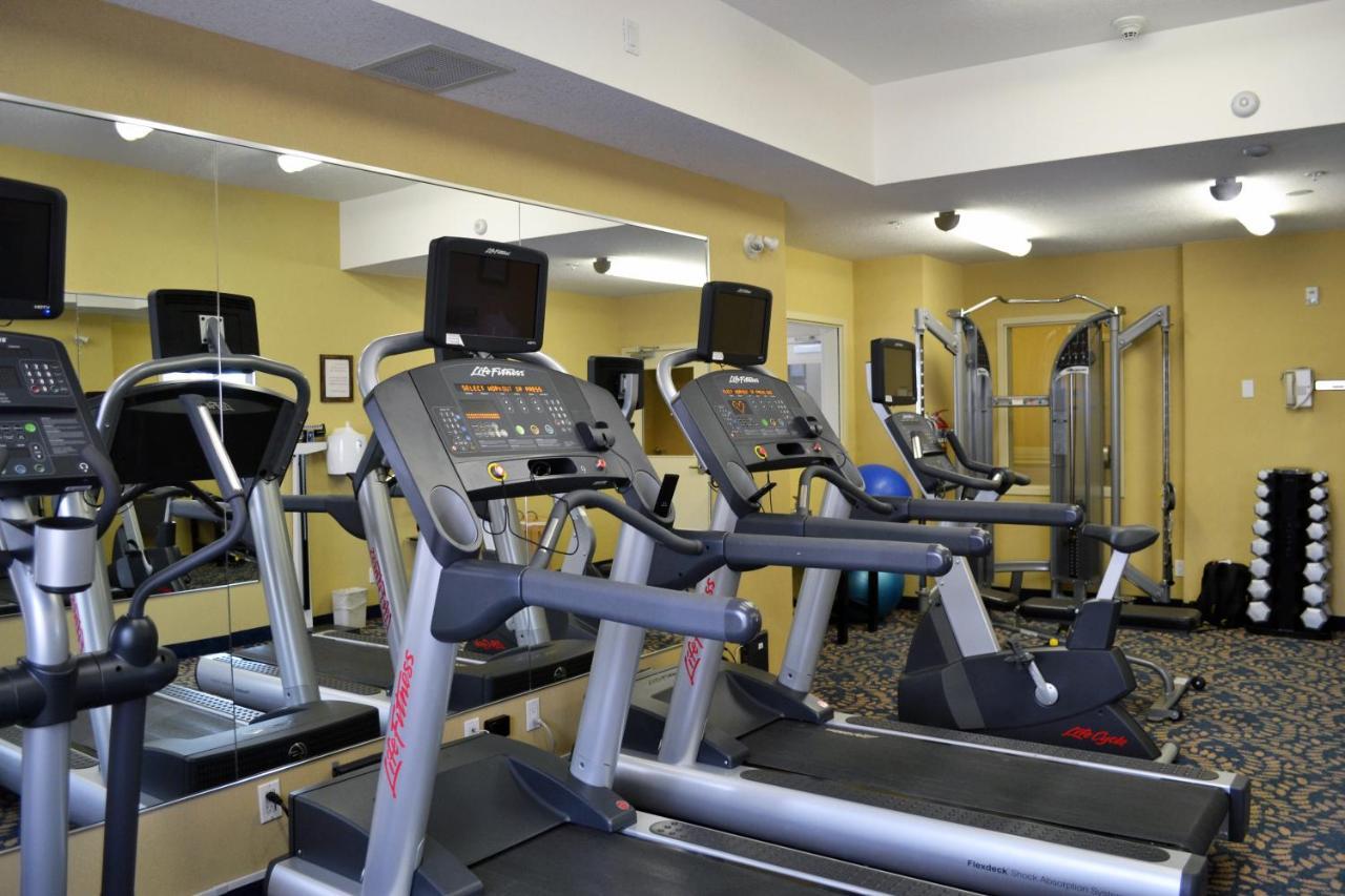 Holiday Inn Express Hotel & Suites Edson By Ihg Eksteriør bilde